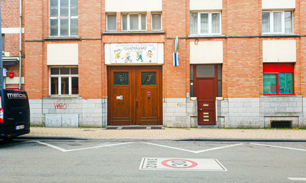 Entrée de l’école Champagnat rue Richard Vandevelde 